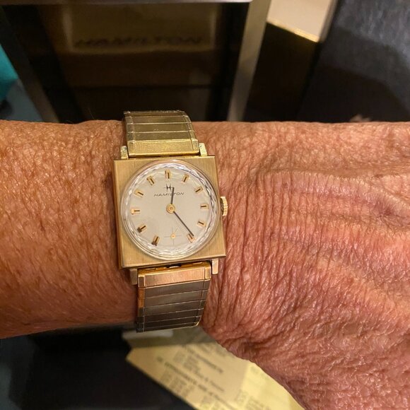 Vintage Hamilton Gold Watch 10k rgp in case w/ cert. - Picture 9 of 14